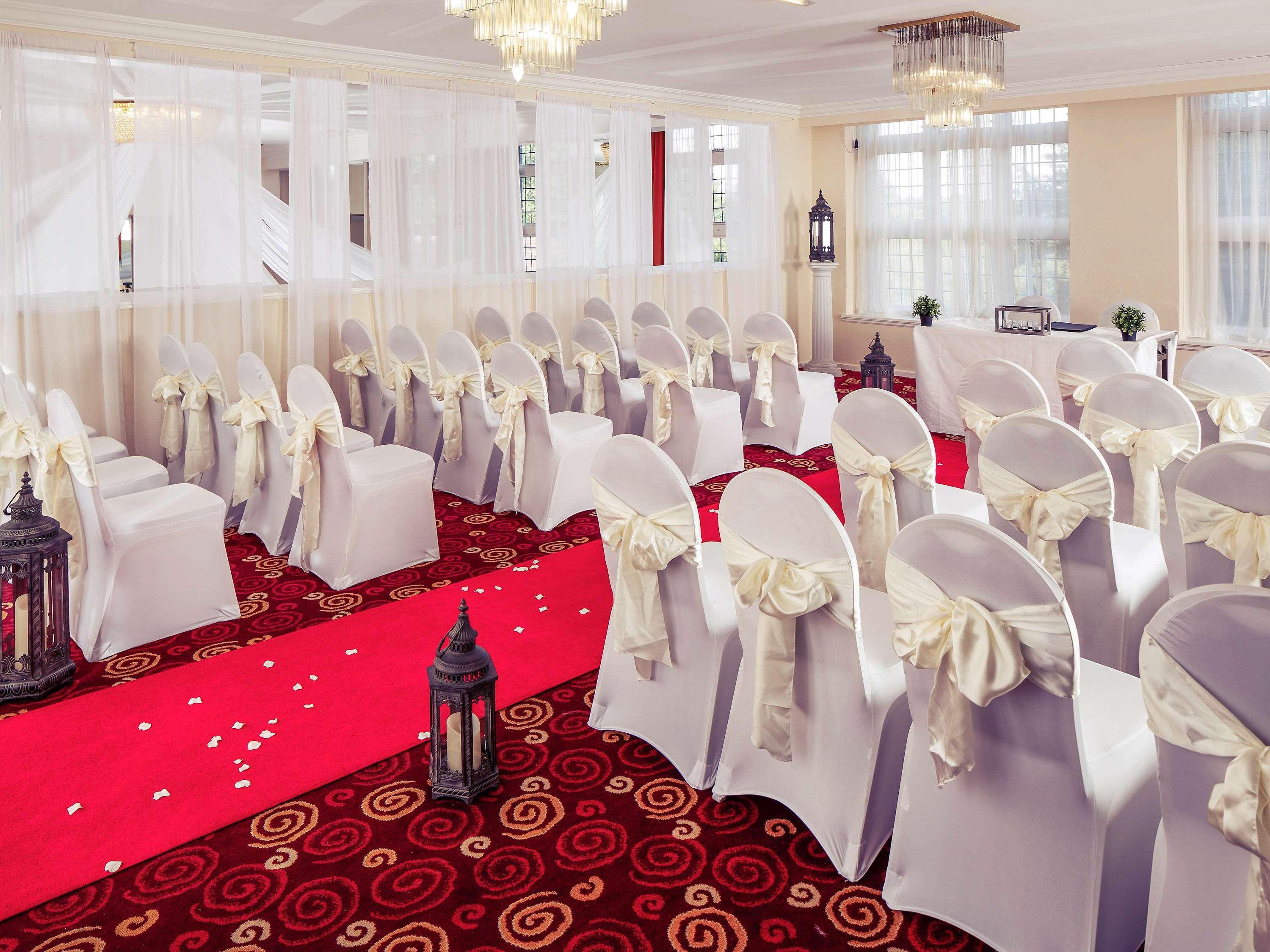 Mercure Leeds Parkway 3*