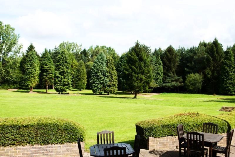 Mercure Leeds Parkway Hotel