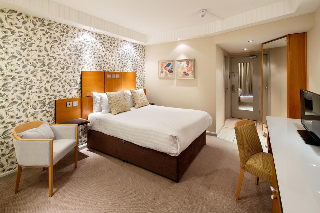 Mercure Leeds Parkway
