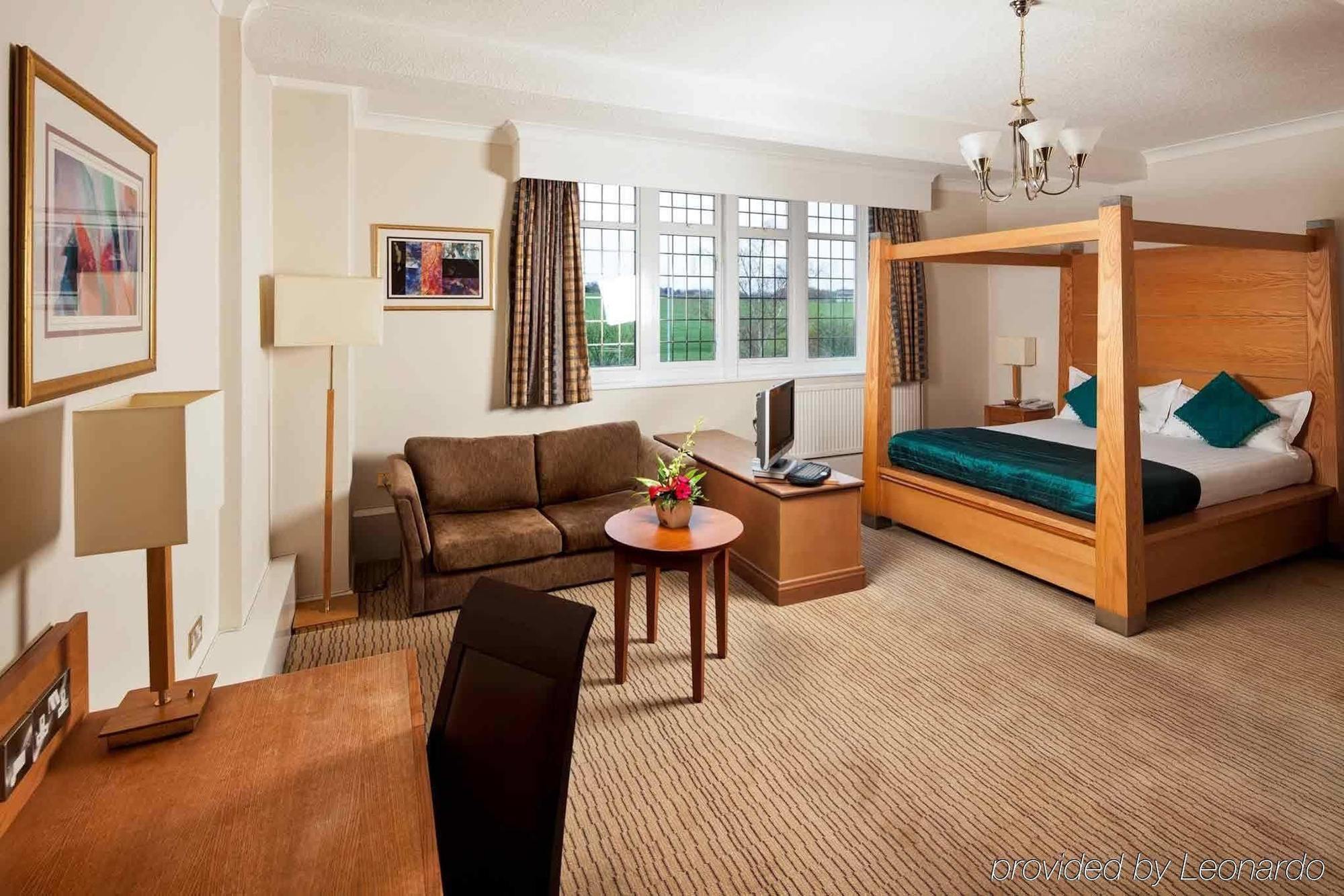 Mercure Leeds Parkway